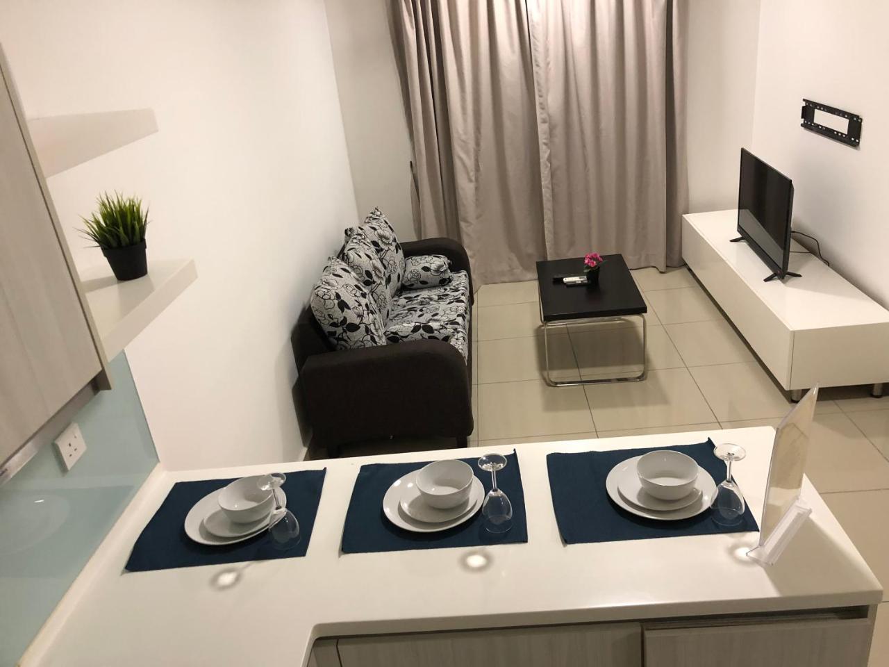 Solstice Cyberjaya By Easy Property Esterno foto